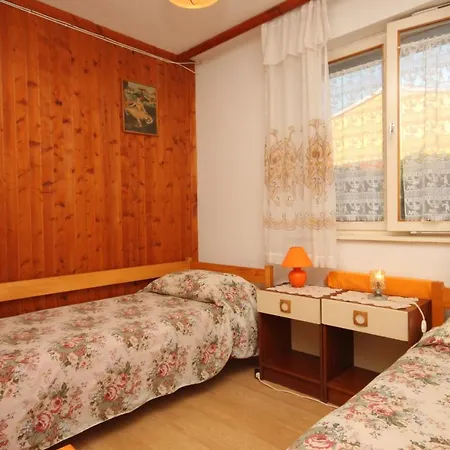 With Parking Space - 6994 Appartement *